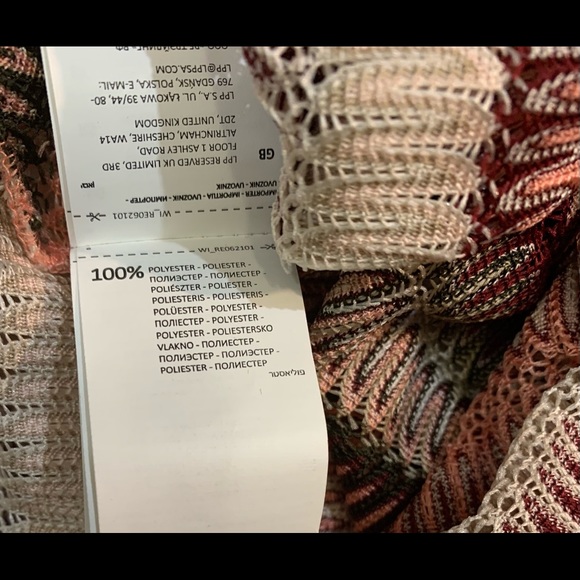 Striped Crop Top - Picture 2 of 4